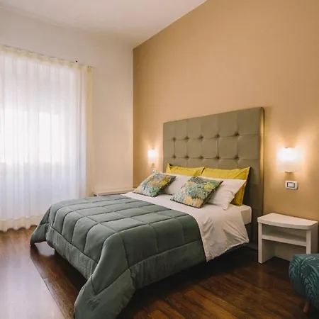 Bed and Breakfast Tiziana's House Σαλέρνο
